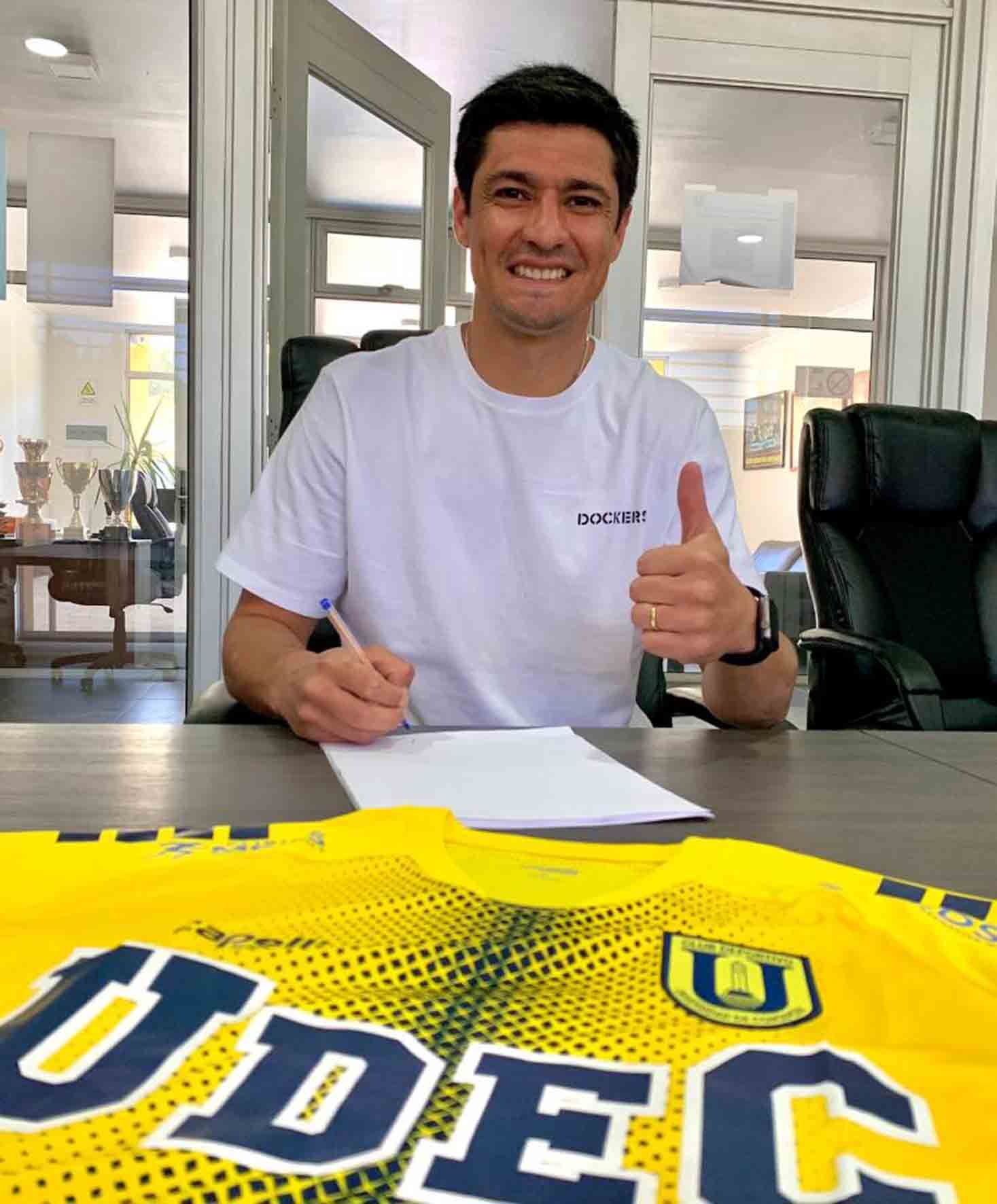 Yashir Islame fichó por Universidad de Concepción