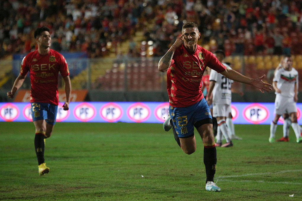 Unión Española logró un triunfo de oro frente a Palestino