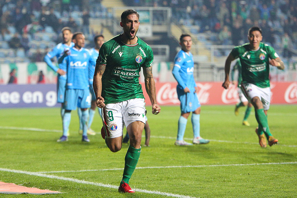Audax Italiano se hizo fuerte de local ante Blooming