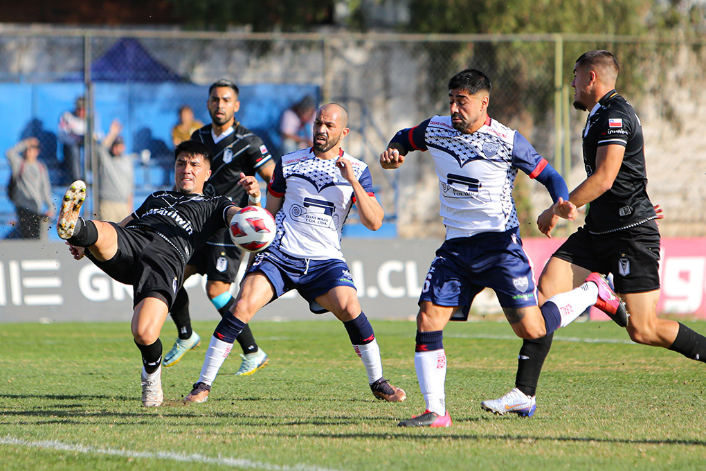 Deportes Recoleta y Santiago Morning igualaron en una nueva edición del clásico recoletano