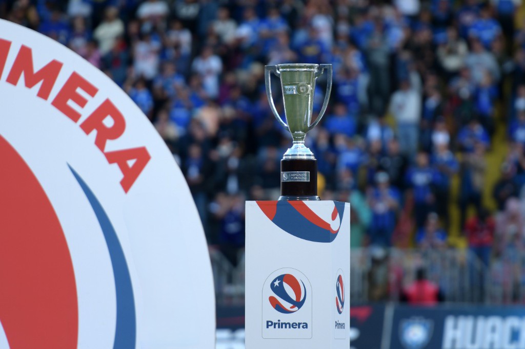 Mercado de fichajes: Siguen los movimientos en el Campeonato Primera