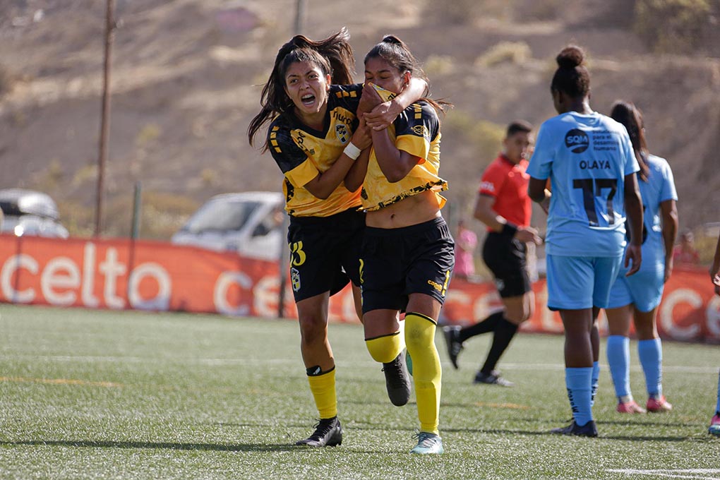 Coquimbo Unido se impuso a Iquique en el arranque del torneo