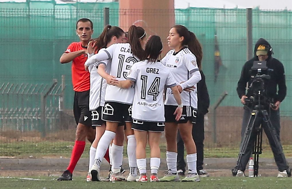 Colo Colo se instaló en el liderato tras derrotar a Everton en Concón
