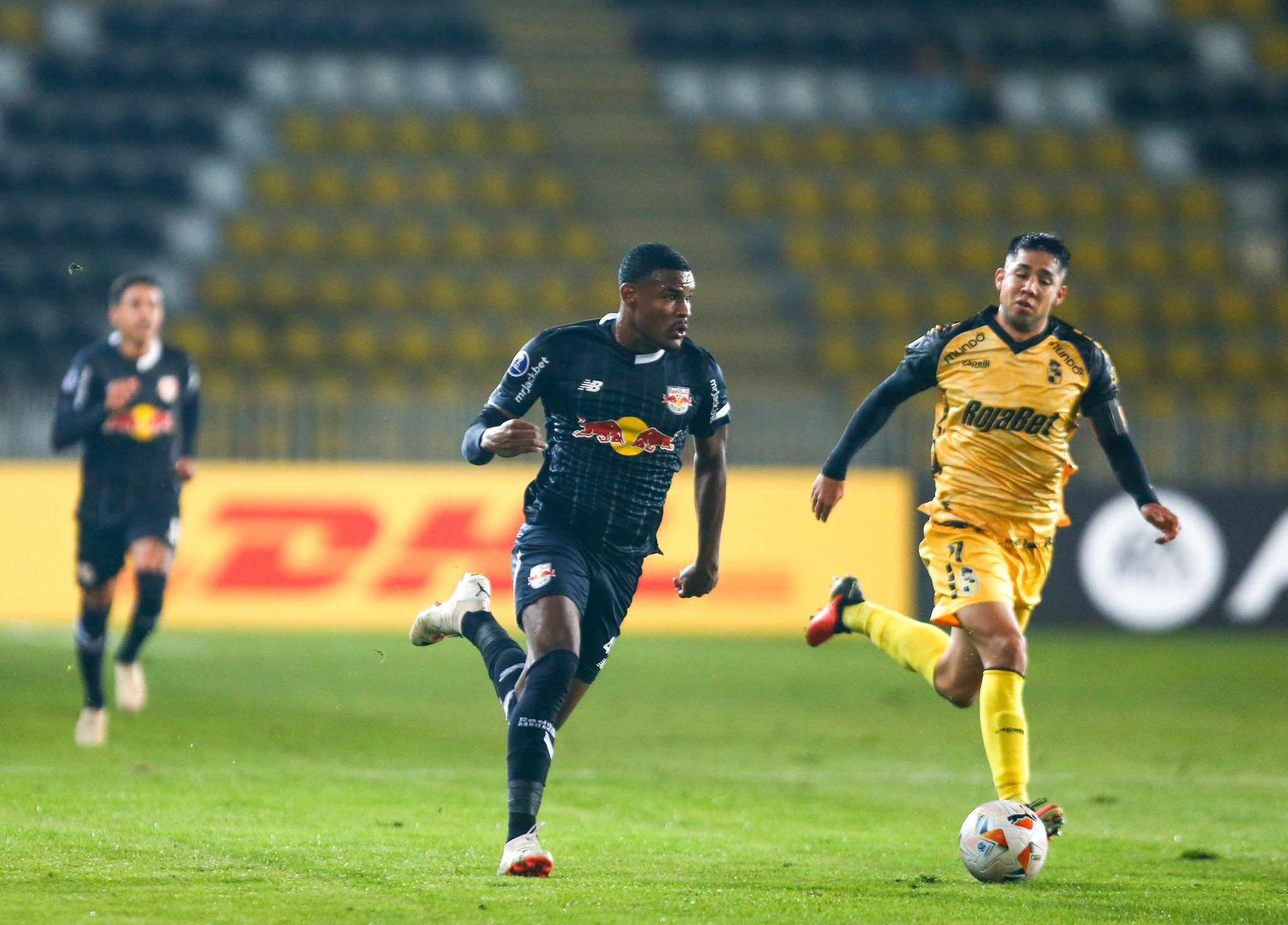 Coquimbo Unido se despidió con una igualdad frente a Red Bull Bragantino