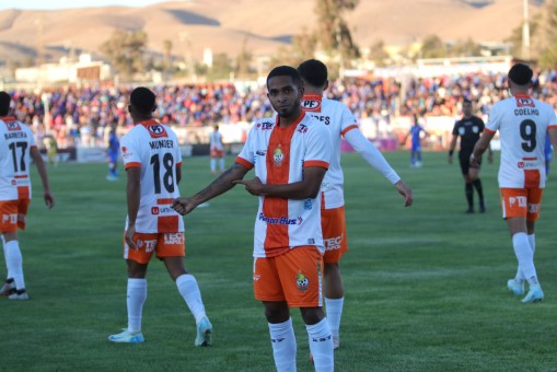 Cobresal sorprendió a Universidad de Chile