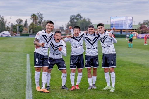 Triunfo clave de Santiago Morning frente a San Felipe 