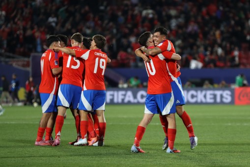 Chile debutó con victoria ante Nueva Zelanda