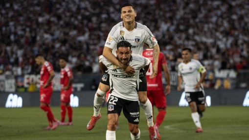 Colo Colo se mete en la pelea por jugar la Sudamericana