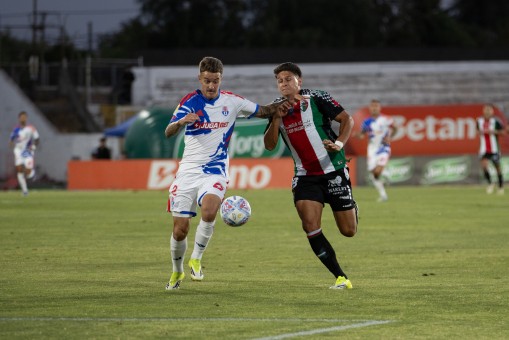 Palestino y U. de Chile prolongaron su sequía